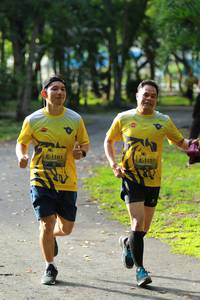 BIB: 1161, 1155
                            <button type="button" onclick="openModal(5127093)" class="btn btn-primary btn-sm float-right btn-popup" data-toggle="modal" data-target=".modal-high-quality">
                        <i class="fas fa-shopping-cart"></i> Add to Cart
                    </button>
                                            <button type="button" onclick="isThisMe(5127093, true)" class="btn btn-success btn-sm float-right btn-popup btn-isme hidden" data-toggle="tooltip" data-placement="bottom" title="นี่คือรูปของคุณใช่ไหม คลิกที่นี่เพื่อเอาเข้าอัลบั้ม">
                        <i class="fas fa-plus"></i> Add to album
                    </button>
                    <button type="button" onclick="isThisMe(5127093, false)" class="btn btn-warning btn-sm float-right btn-popup btn-isnotme hidden">
                        <i class="fas fa-ban"></i> Remove from album
                    </button>